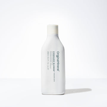 O&M Conquer Blonde Silver Shampoo (250ml)